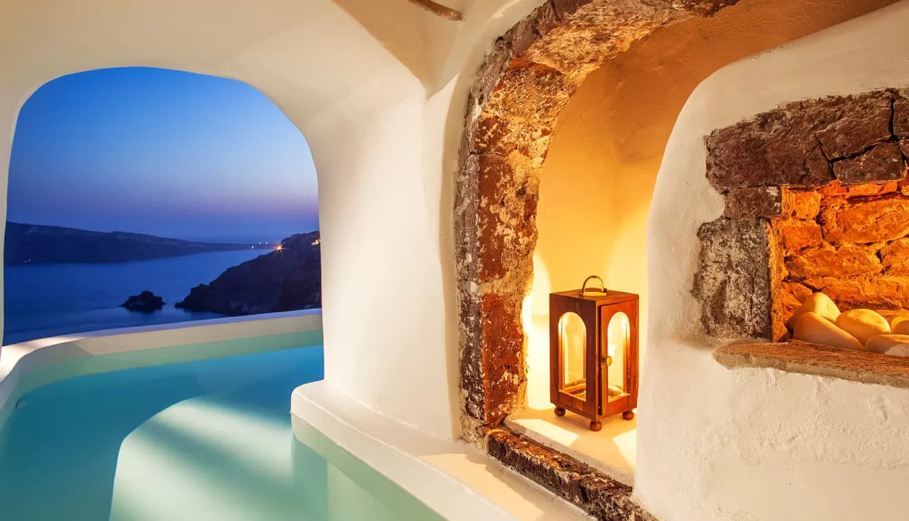 Canaves Oia Suites
