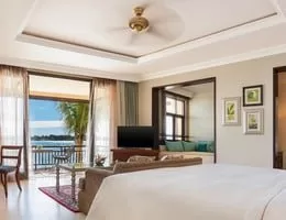 Luxury gay travel